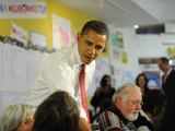 Obama visits campaign office