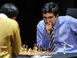 Kramnik thinks over his next move