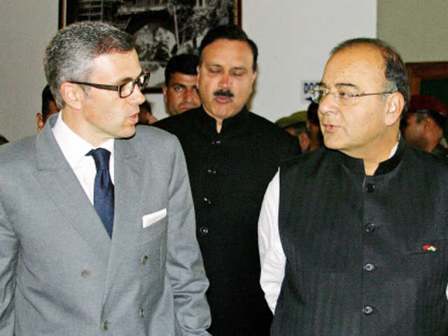 Arun Jaitley with J&K Chief Minister Omar Abdullah