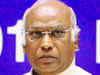 Congress shows no hurry on deciding Prithviraj Chavan's fate; Mallikarjun Kharge calls for unity in Assam