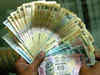 Rupee recovers; outlook by experts