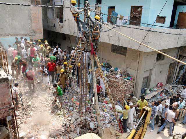 Building collapsed at Inderlok, New Delhi