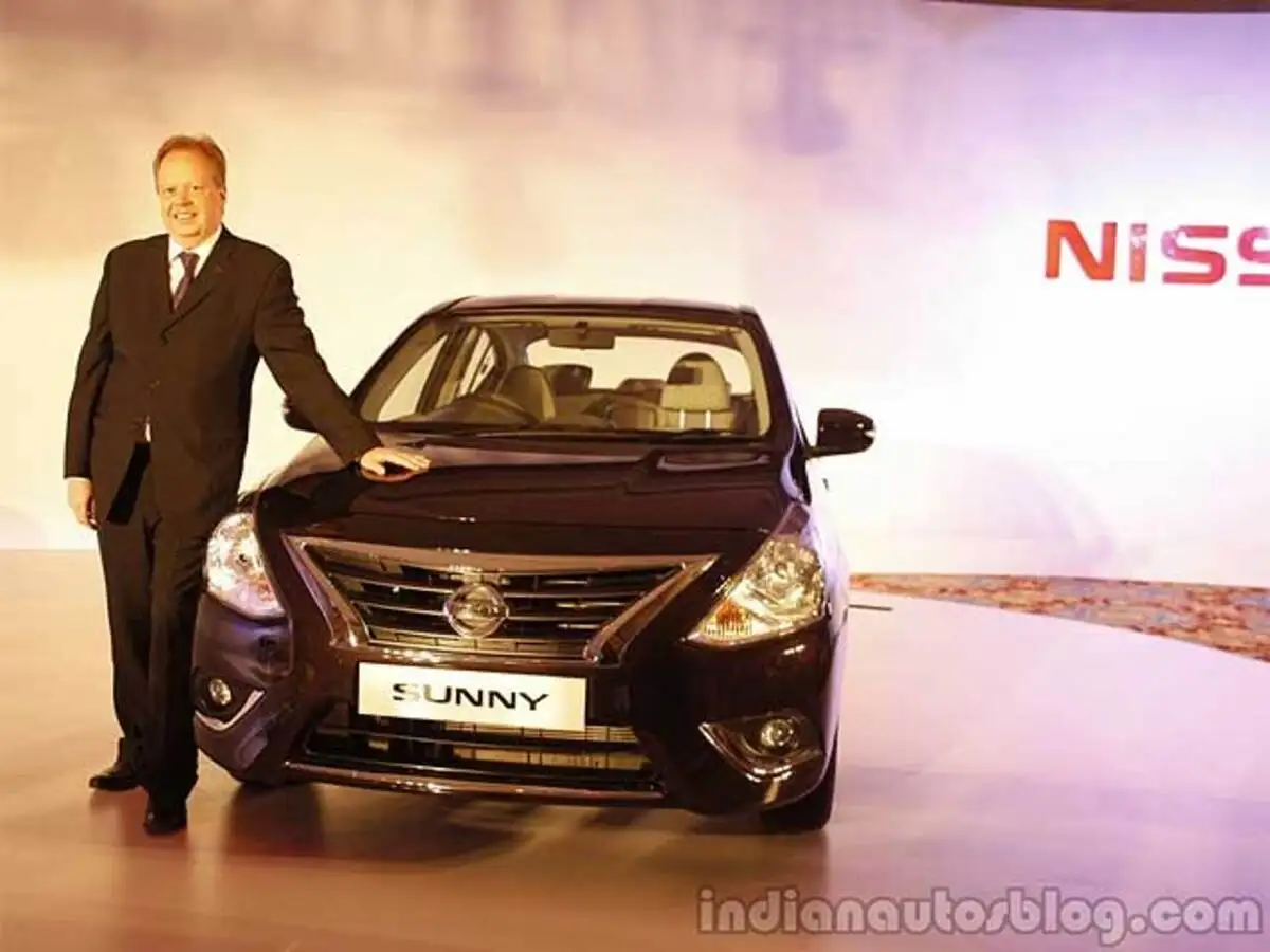nissan-sunny-facelift-launched