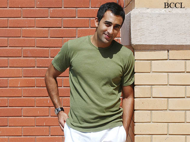 I Was In Splits Rehearsing For Sex Scenes Says Rahul Khanna The Economic Times