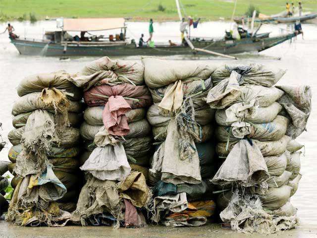 Typhoon Matmo threatens islands in Phillipines