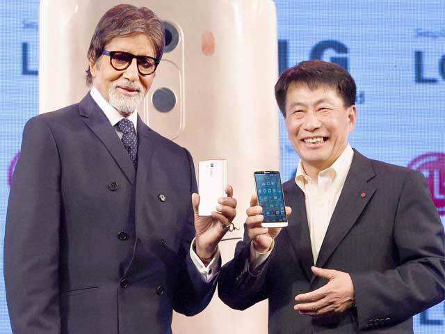 Amitabh Bachchan at LG G3 smartphone launch