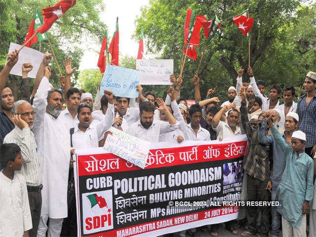 Protest against Shiv Sena MP Rajan Vichare