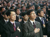 Hyundai Motor employees in a ceremony to mark the New year