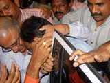 Ramalinga Raju being taken into prison
