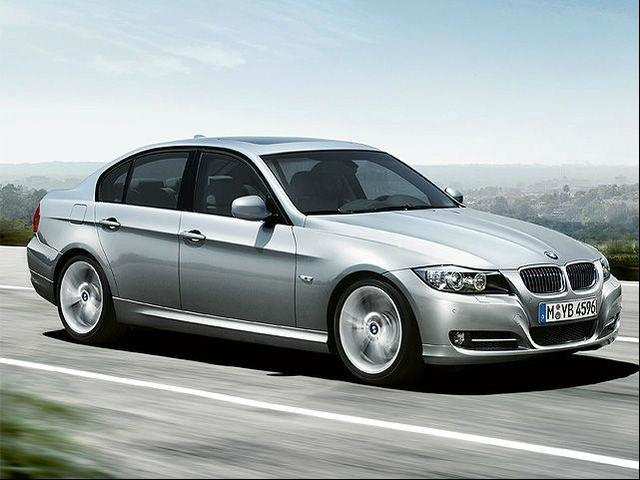 Chinese way of doing business: Paying for new BMW 5 Series Gran Turismo, entirely in cash