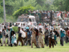 Pakistan: Anti-government protesters threaten to invade Red Zone