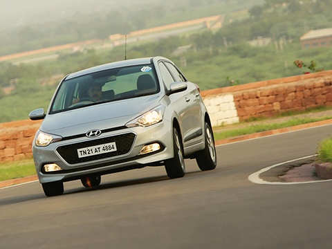 Interior & Space (4/5) - Hyundai Elite i20 Review: Certainly worth buying