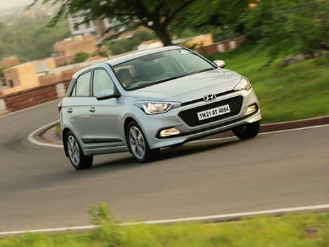 Interior & Space (4/5) - Hyundai Elite i20 Review: Certainly worth buying