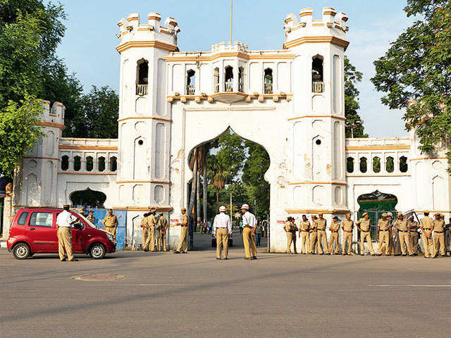 Police at the state Legislative Assembly