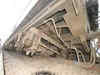Rail traffic halted as Ajmer-Ahmedabad express derails