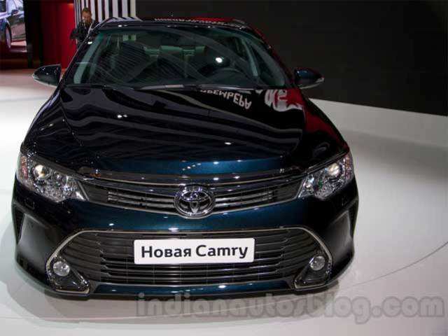 В Москве дебютировала новая Toyota Camry 2015 российской сборки