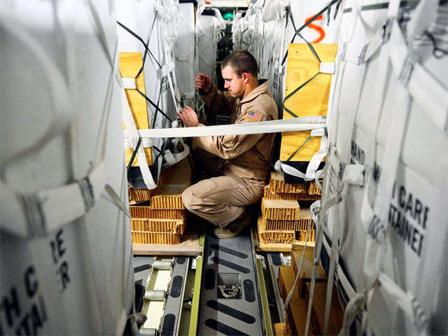 Ensuring safe offload prior to humanitarian airdrop mission