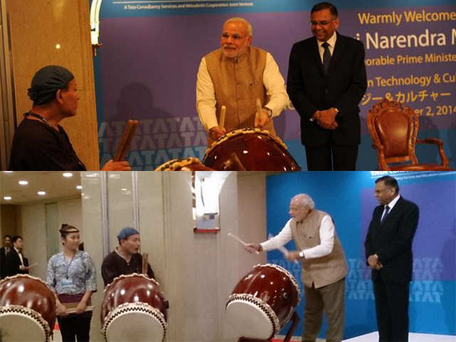 PM Modi matches the drummer's beat
