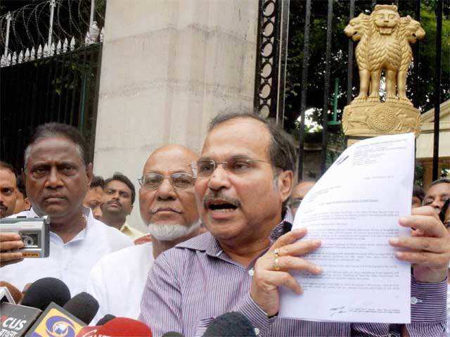 Adhir Ranjan Chowdhury meets WB Guv Keshari Nath