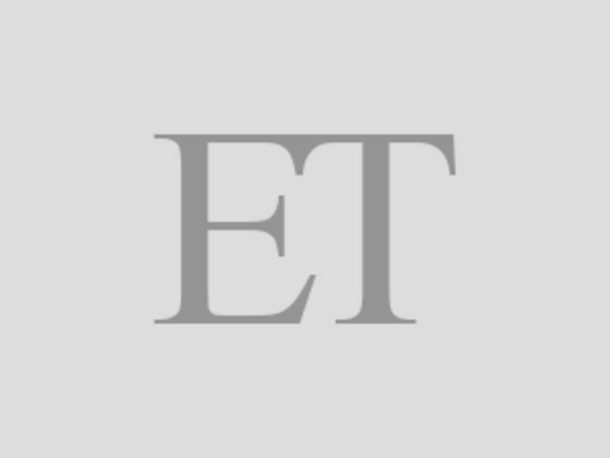 India To Review Use Of Remdesivir Hydroxychloroquine For Covid Therapy The Economic Times