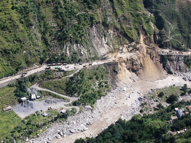 Jammu-Srinagar National Highway repaired
