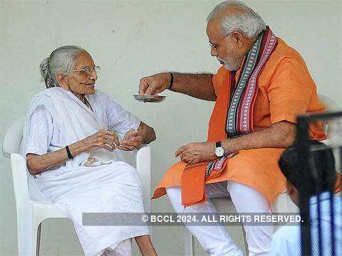 Modi Seeks Blessings Of His Mother Pm Narendra Modi Turns 64 Begins Birthday With Visit To Mothermodi Seeks Blessings Of His Mother Pm Narendra Modi Turns 64 Begins Birthday With