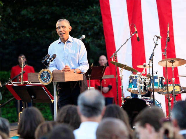 Obama hosts Congressional Picnic