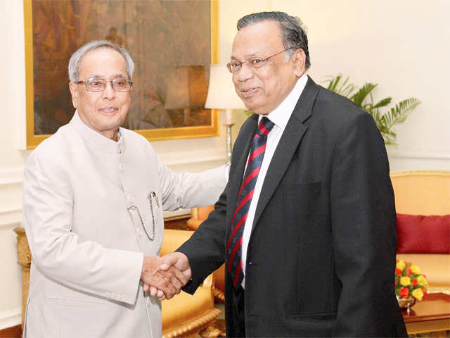 Pranab Mukherjee greets Bangladesh Foreign Minister