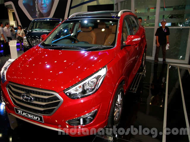 Hyundai Tucson XG mini SUV