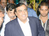 Mukesh Ambani again tops list of India's richest tycoon