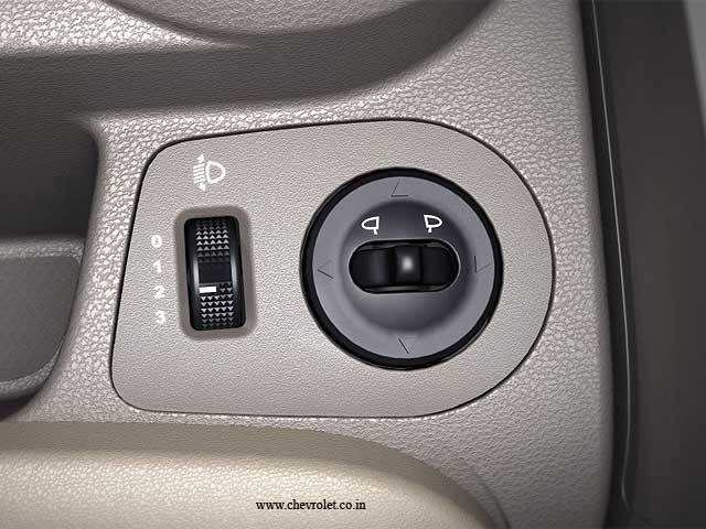 AC, control knobs & door handles