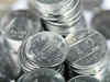 Rupee hits 1-1/2 month low; outlook by experts