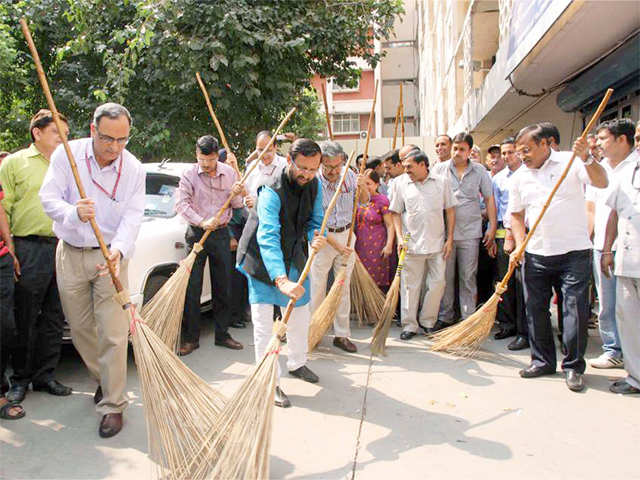 Prakash Javadekar on cleanliness drive