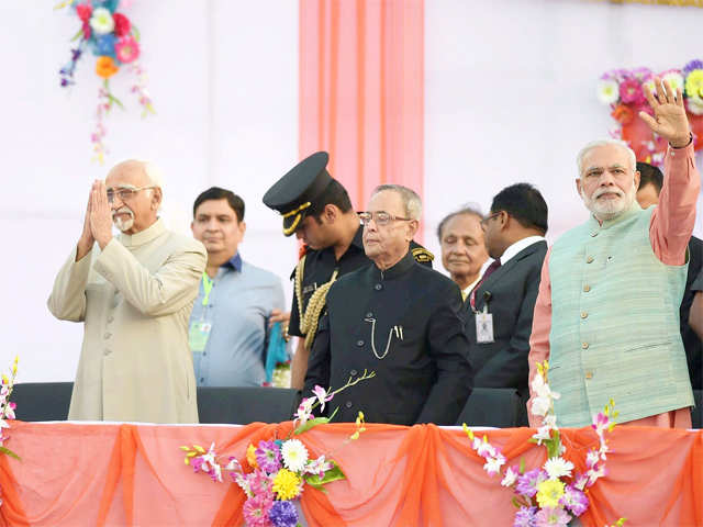 The President, Vice President and PM at the event