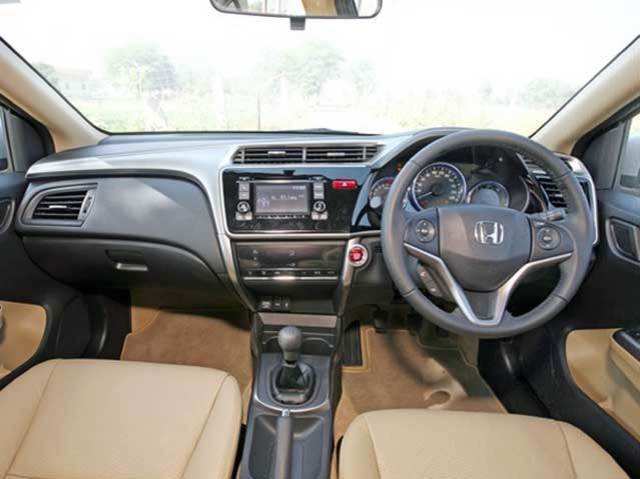 Honda City: Interior