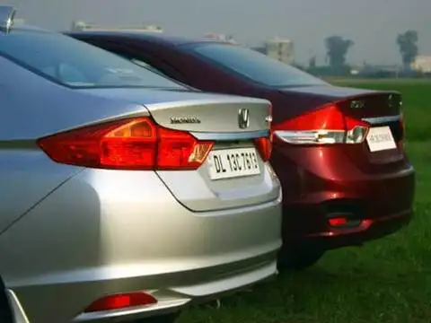 Maruti Ciaz vs Honda City: Petrol Comparison Review - Maruti Ciaz 