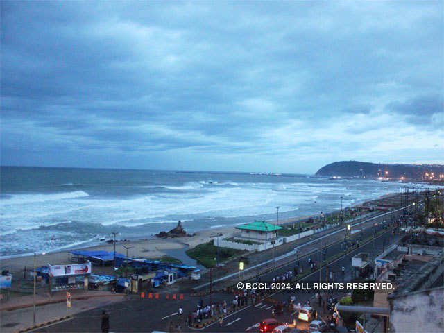 Impending Cyclone Hudhud
