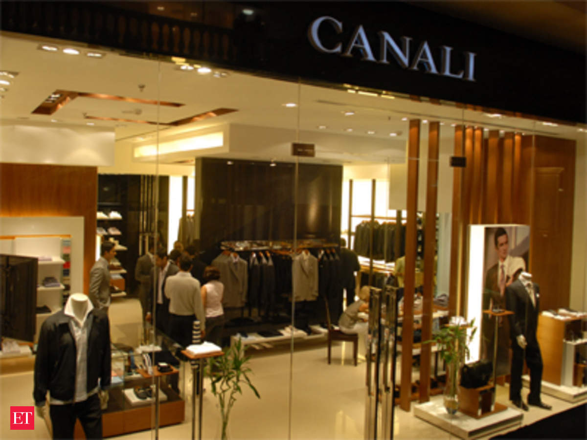 Luxury labels like Armani, Bottega Veneta stay off virtual retail stores -  The Economic Times