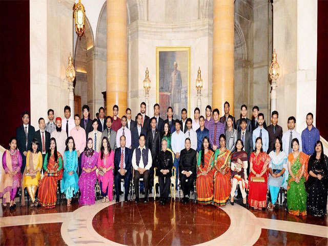 President meets youth delegation