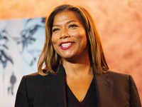 Queen Latifah: New York Giants vs Dallas Cowboys: Queen Latifah sings  national anthem before Sunday Night Football game - The Economic Times