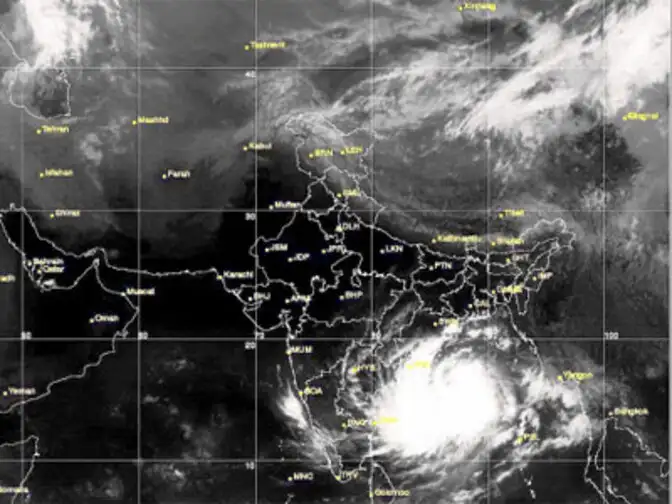 INSAT-3D helped in tracking Cyclone Hudhud accurately: IMD - The