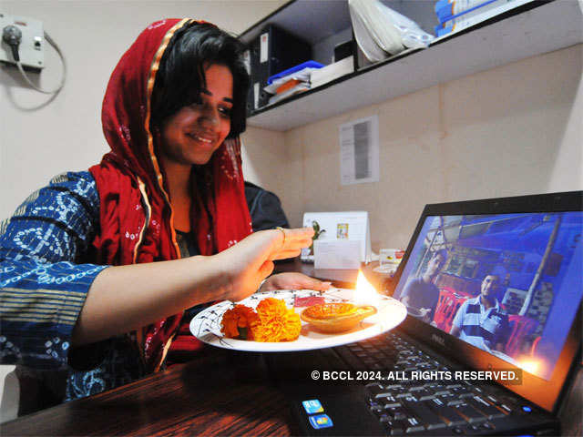 Sister and brother celebrate Bhaiduj on SKYPE