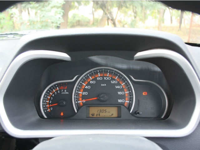 K10 gets a tachometer