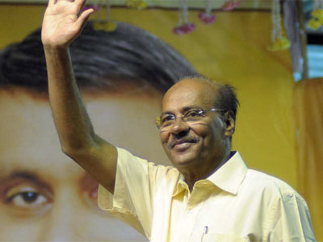 PMK slams Tamil Nadu government, alleges "restricting" Sagayam