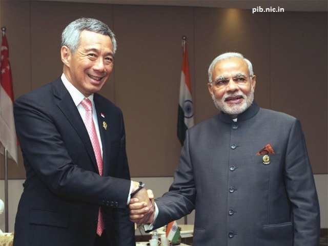 PM Narendra Modi meets Singapore counterpart