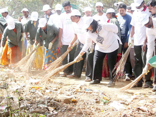 Huskur joins Swacch Bharat movement