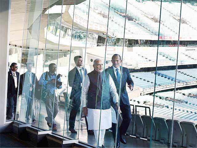 PM Modi, Tonny Abbott at Melbourne Cricket Ground