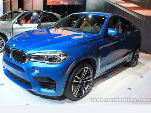 4. 2015 BMW X6 and X6 M