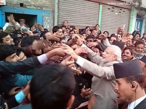 PM Modi meets Nepalese public