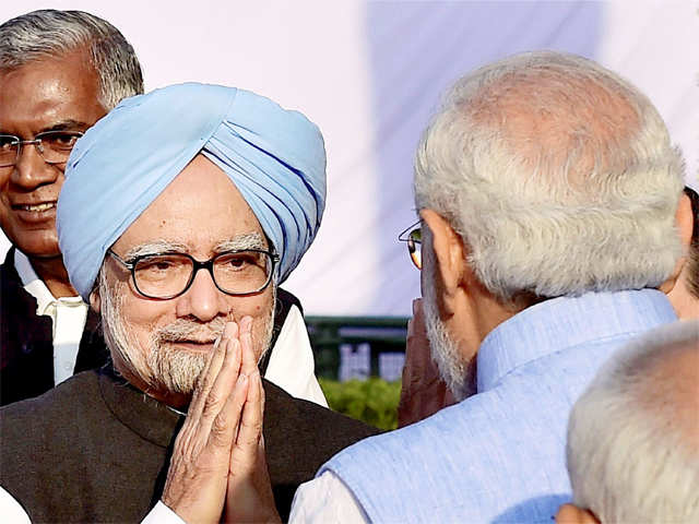 Manmohan Singh greets Narendra Modi